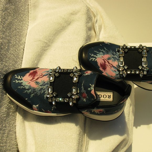 Meet your Posher, Bernadette - Picture 5 of 16